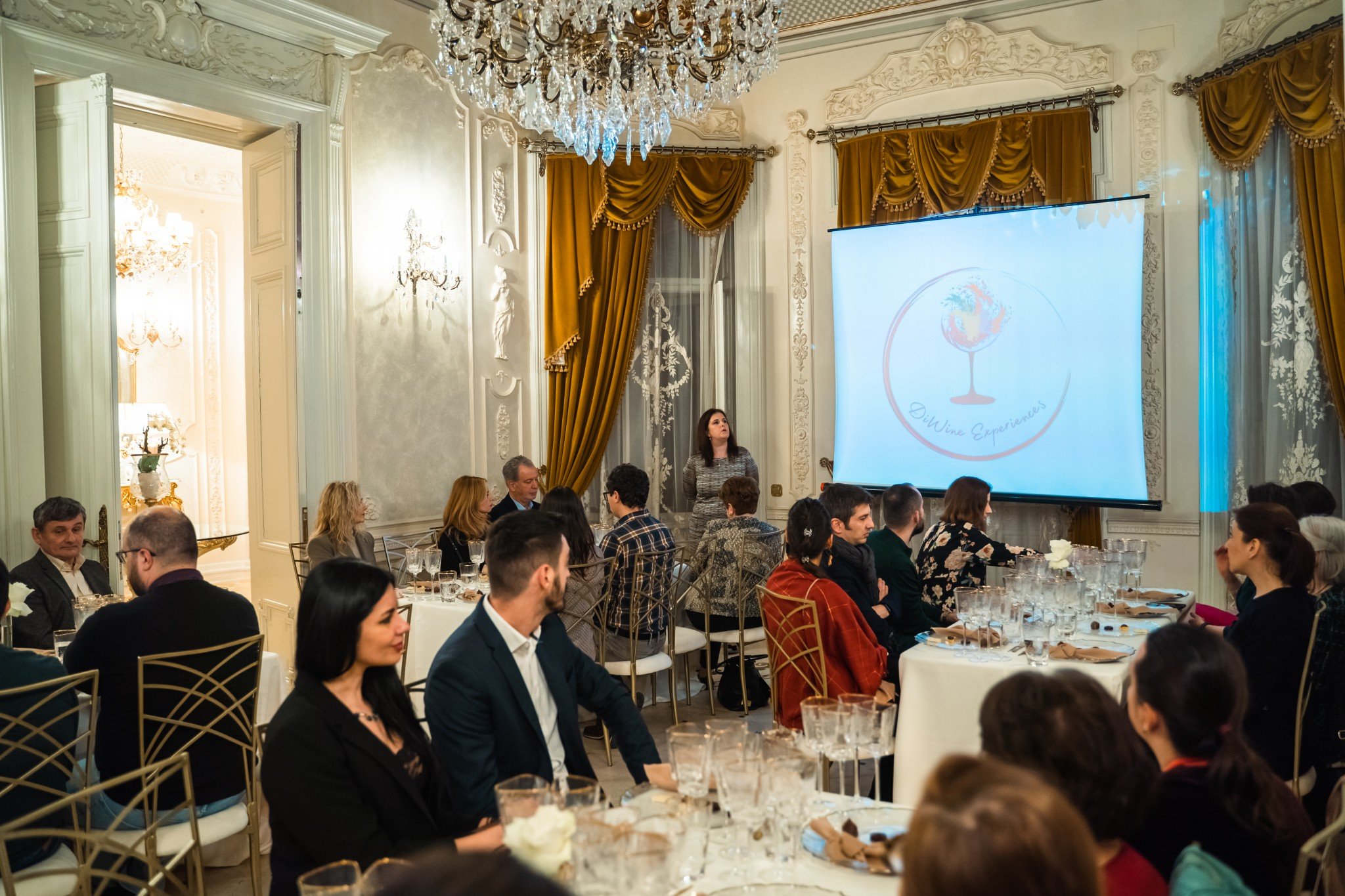 Cum să organizezi o cină de business corporate în București – Eleganță și impact la Palatul Noblesse 1881