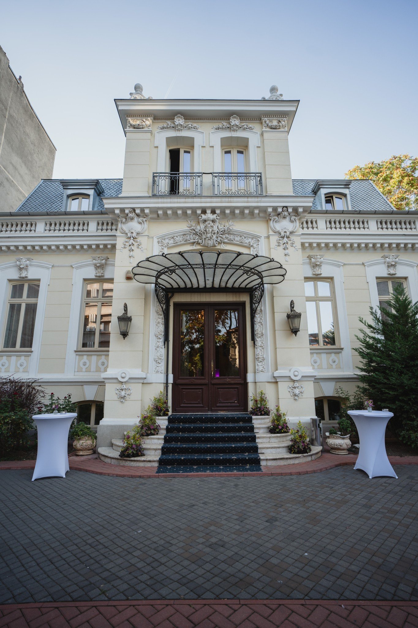 Organizarea evenimentului perfect, un parcurs elegant în 5 pași esențiali