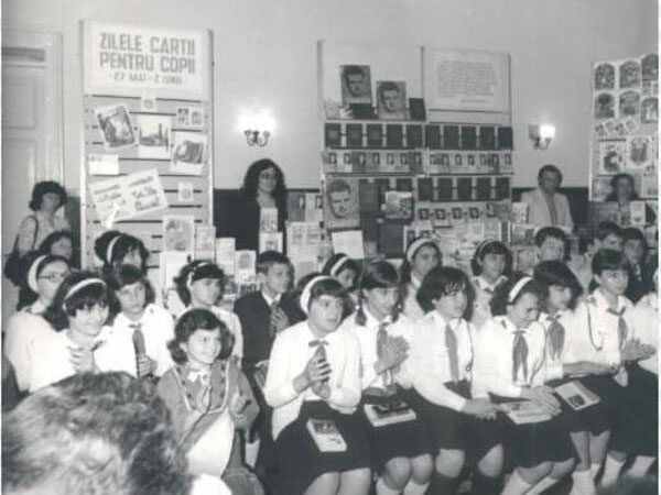 De la reședință boierească la Cercul Pionierilor
