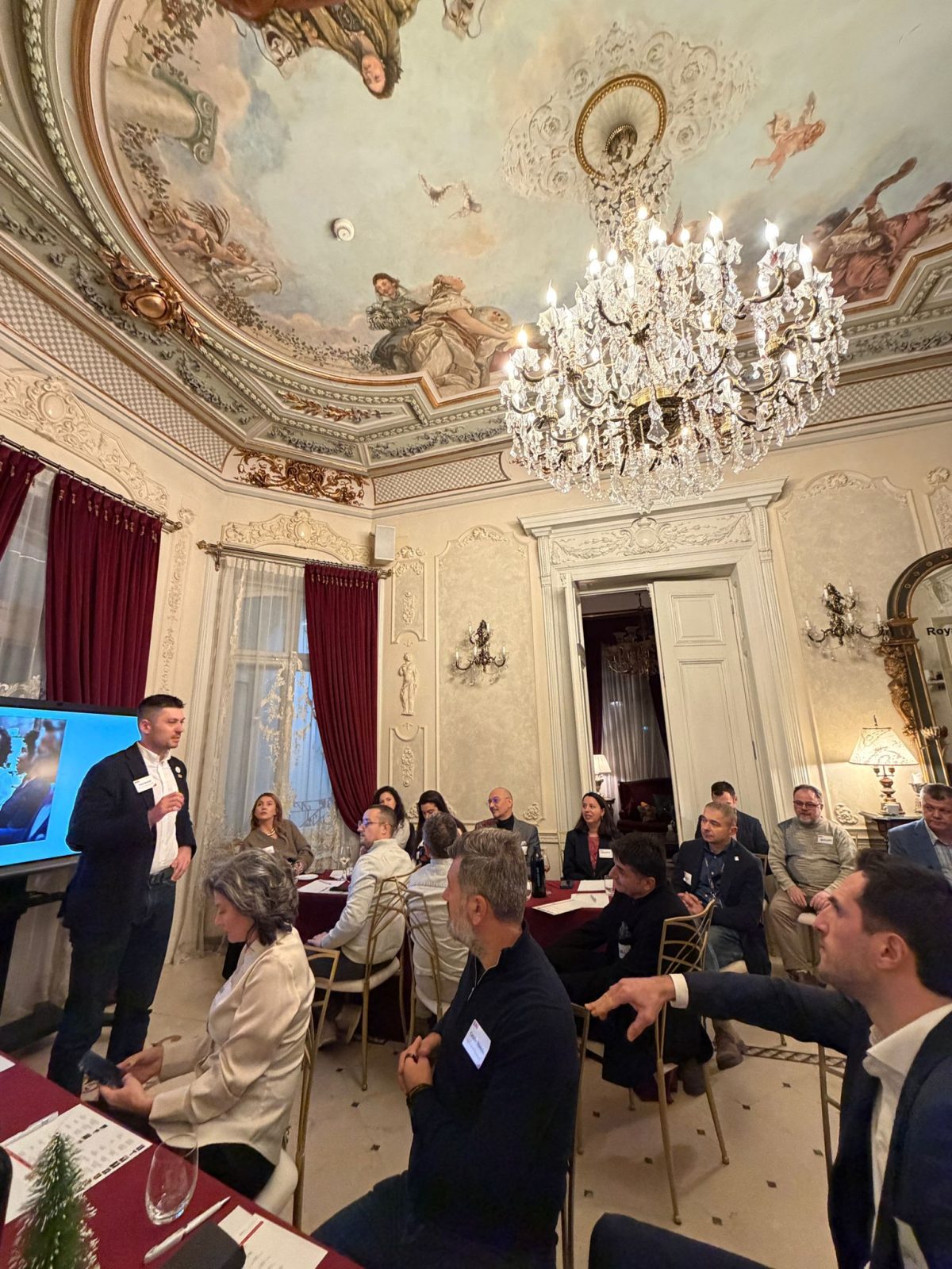 Conexiuni de business la Palatul Noblesse din 1881