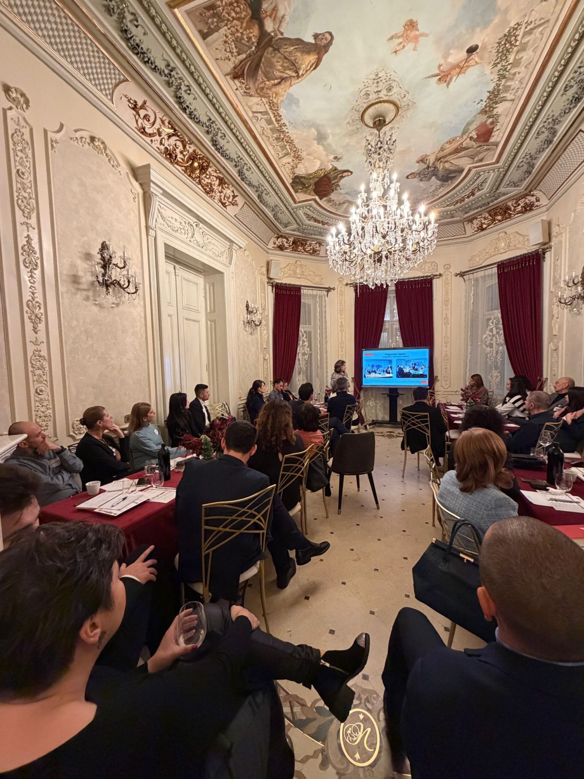 Eveniment BNI într-o clădire istorică din centrul Bucureștiului
