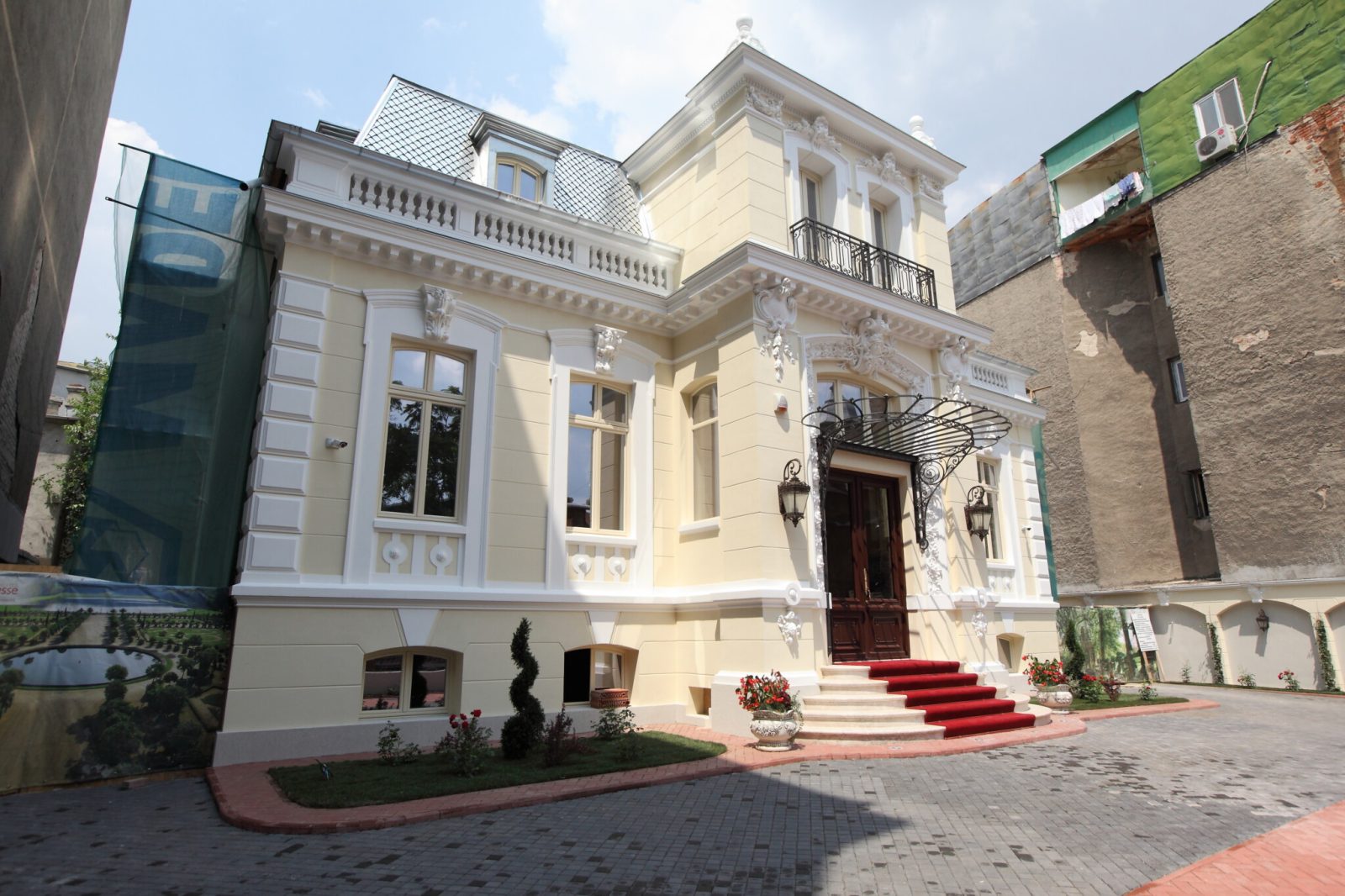 „Carti de marketing de nota 10” – Institutul de Marketing