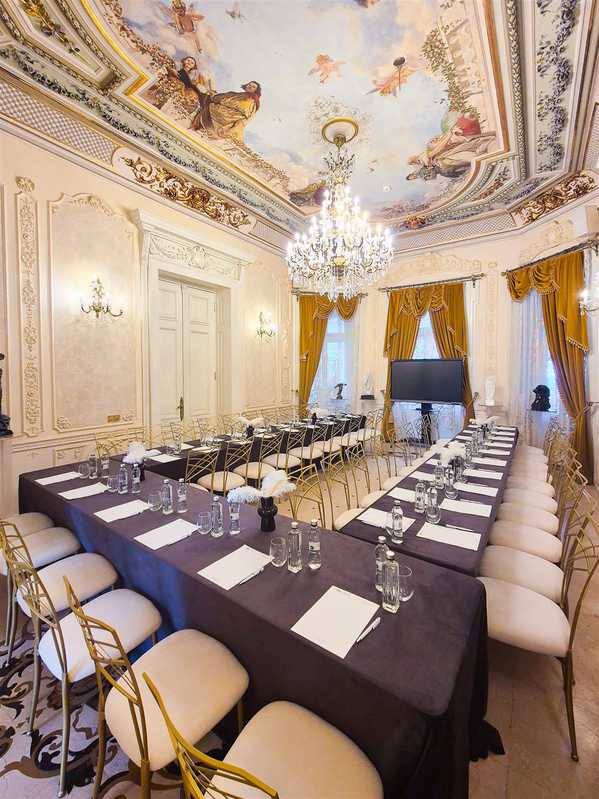 Sală de ședințe de board pentru top management — Palatul Noblesse