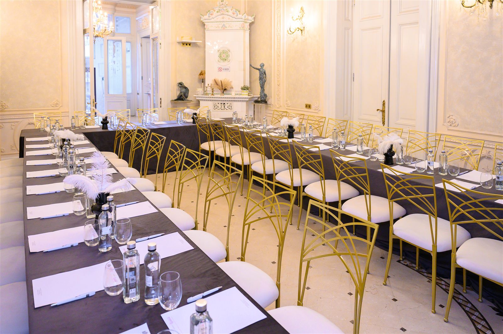 Saloane conectate pentru un eveniment corporate — Palatul Noblesse