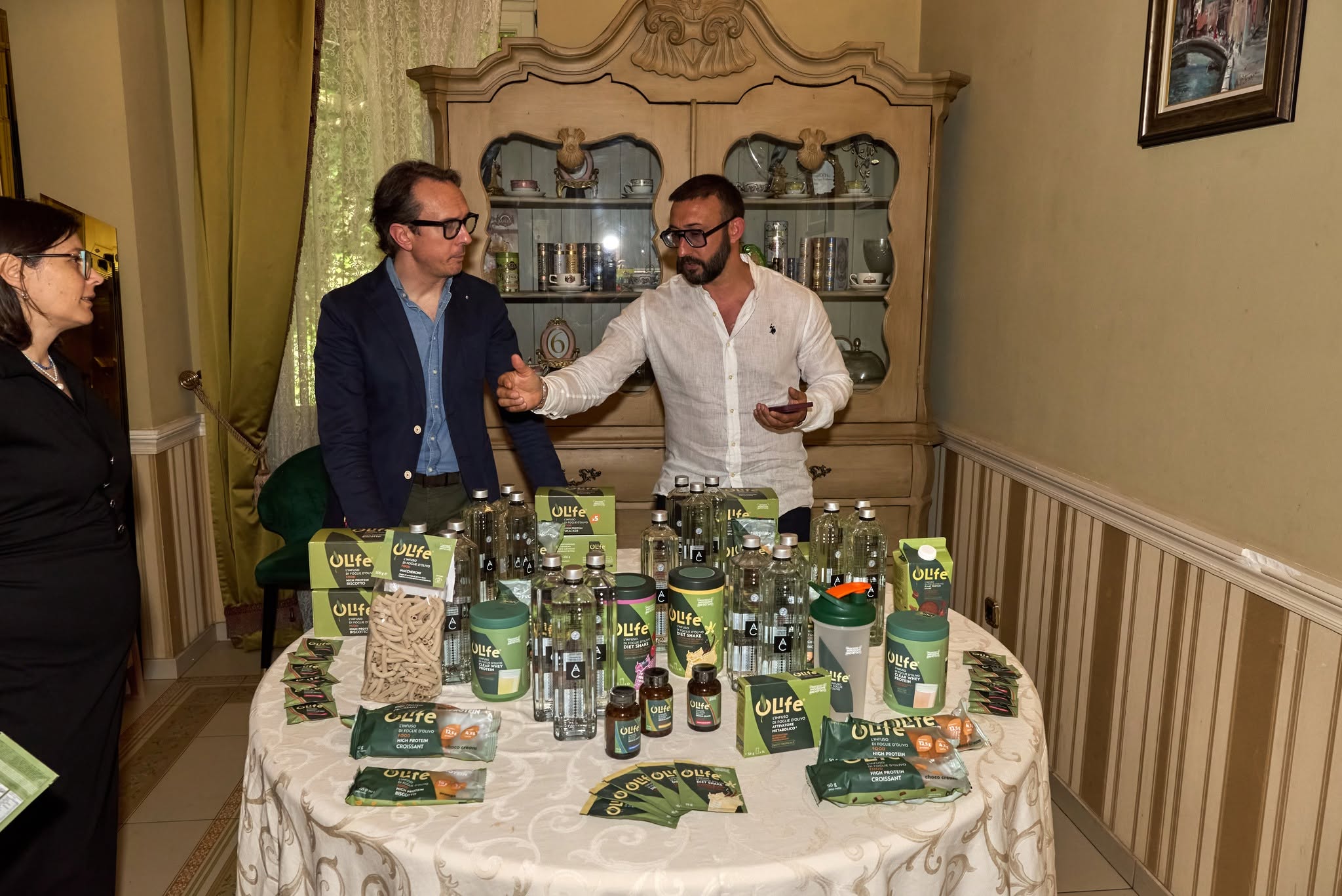 Demonstrație produse OLife în salonul Palatului Noblesse — EVERDREAM 2026 România
