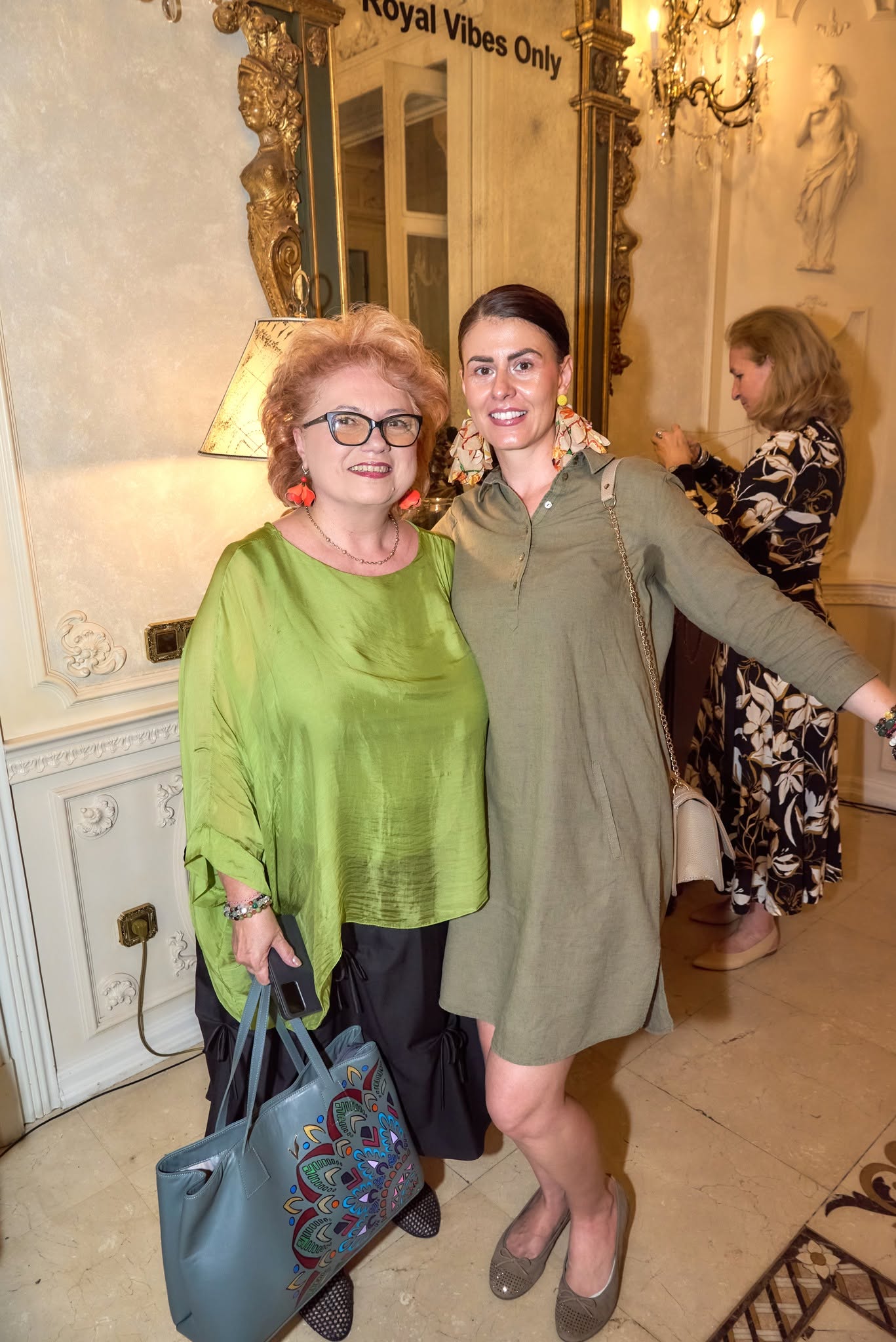 Participante în salonul interior al Palatului Noblesse — EVERDREAM 2026 România