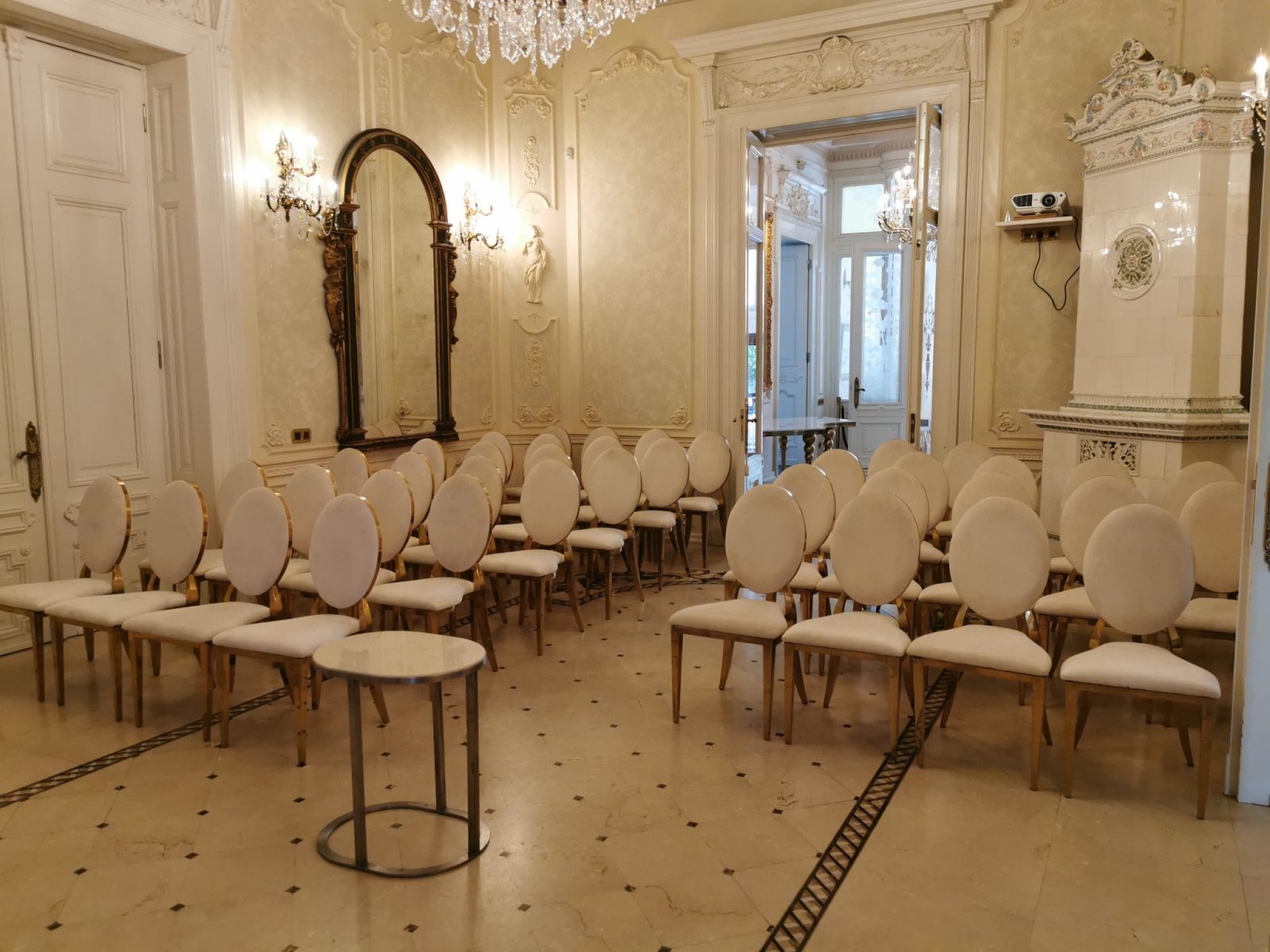 Lansări de produse de lux, iunie 2023