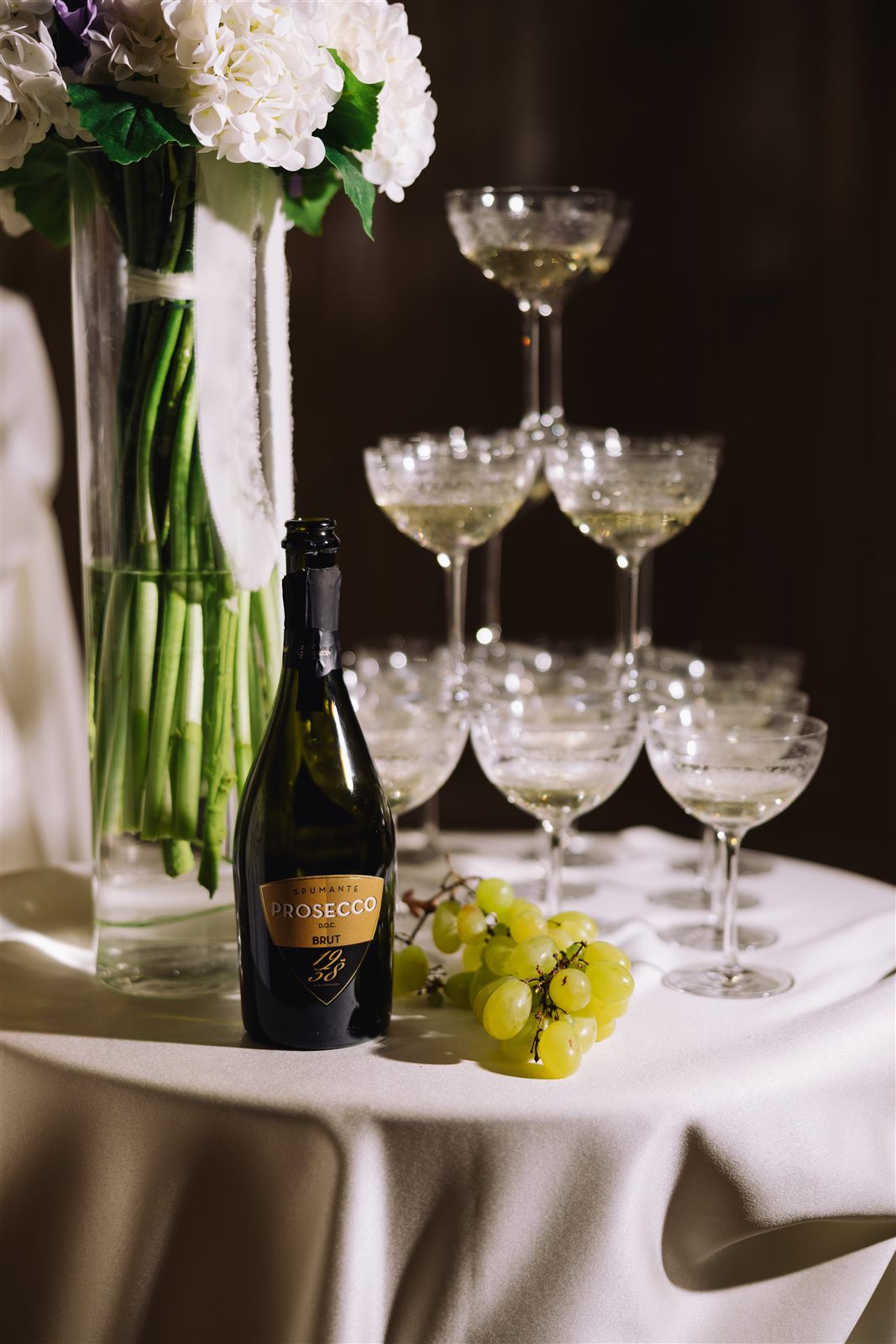 Cupe de prosecco la lansarea UpEventi de la Palatul Noblesse