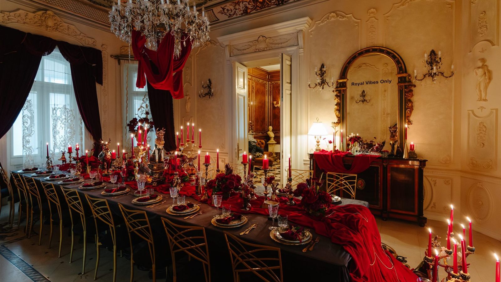 Royal Christmas Dinner: dineu de Crăciun corporate la Palat