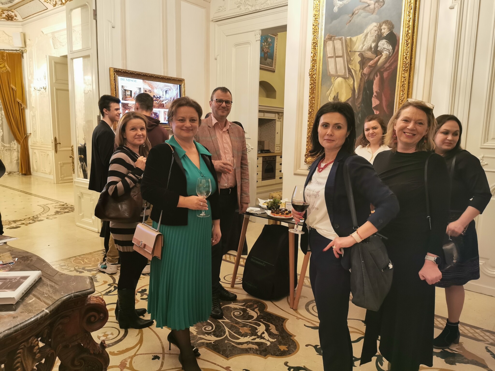 Dine & Connect – Evenimente de business networking la Palatul Noblesse, martie 2023