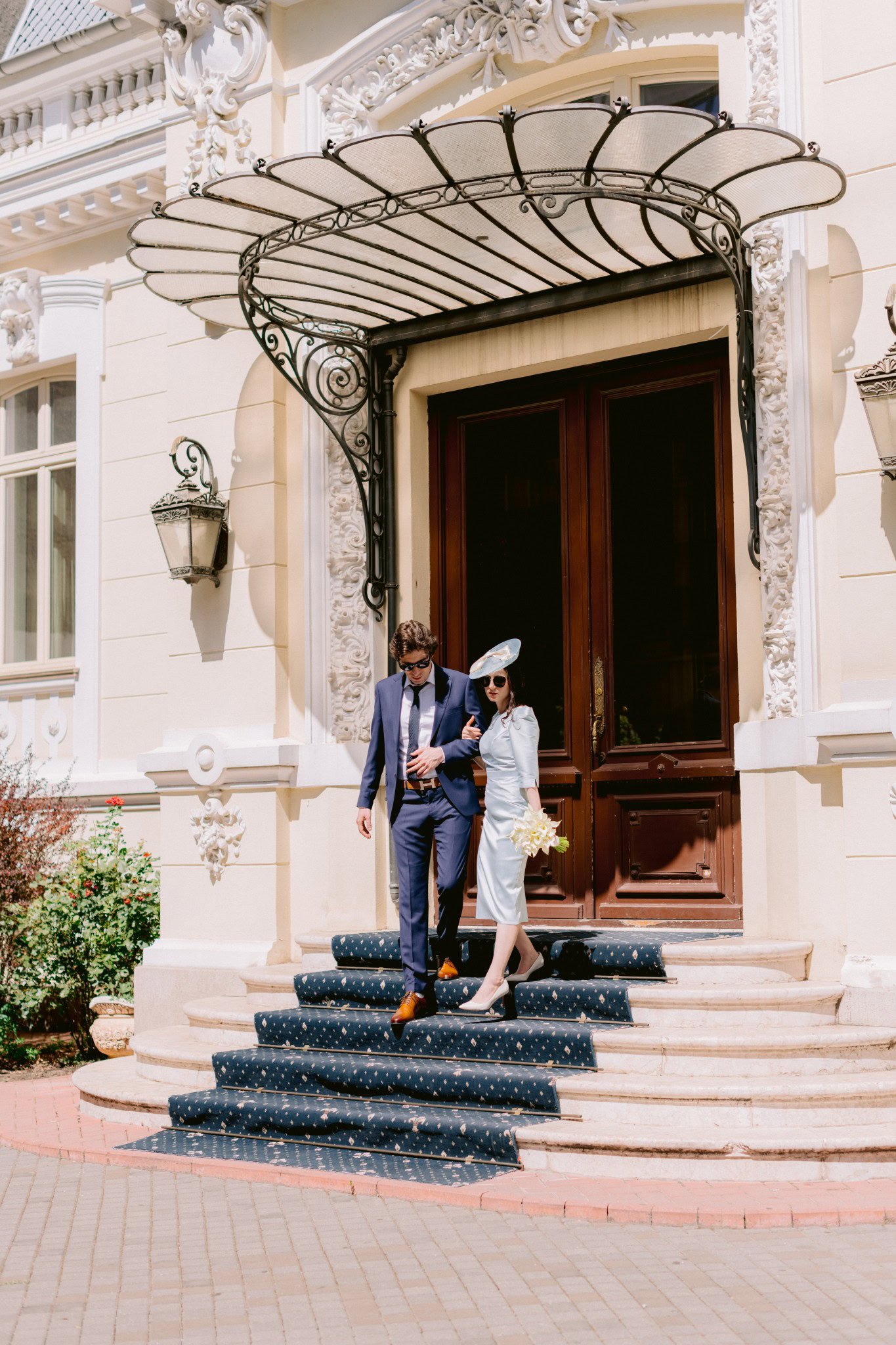 Ședință Foto de Nuntă Vintage la Palatul Noblesse – Eleganță și Farmec Timpuriu