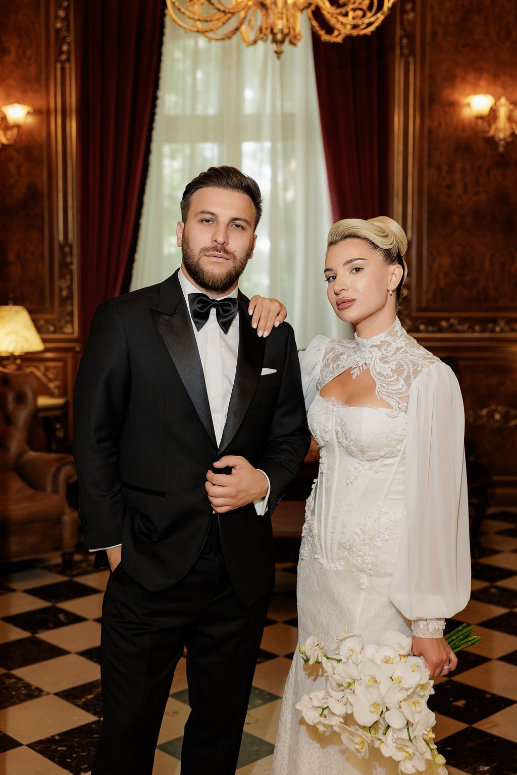 Ședința foto a Andrei și a lui Alex Văduva la Palatul Noblesse