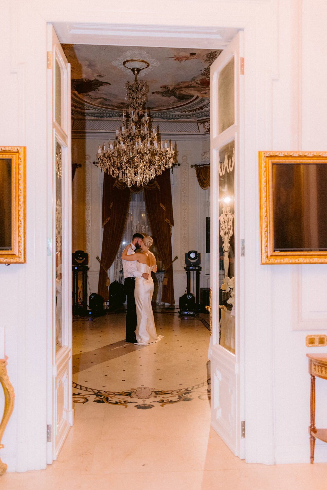 Nuntă Old Money la Palatul Noblesse – Clara și Ștefan Turturescu