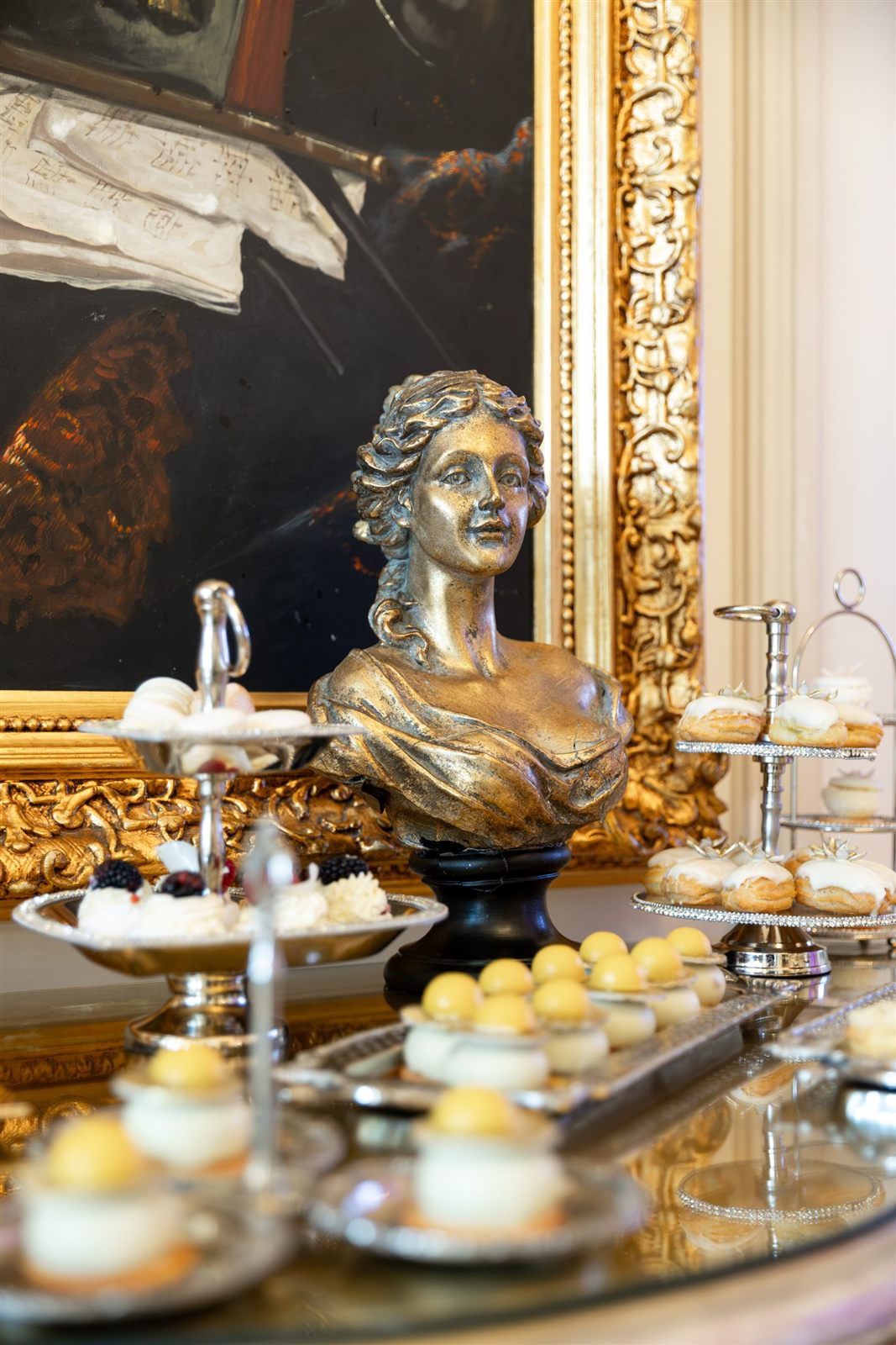 Candy bar cu dulciuri la o cununie — Palatul Noblesse