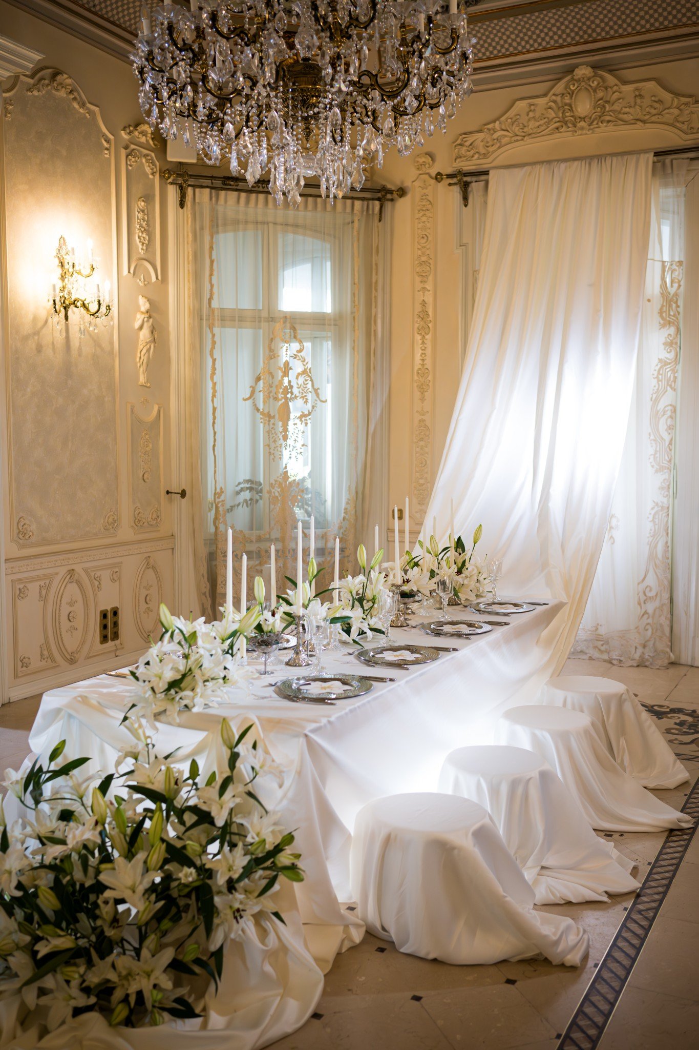 Tablescape salon french nunta palatul noblesse la Palatul Noblesse