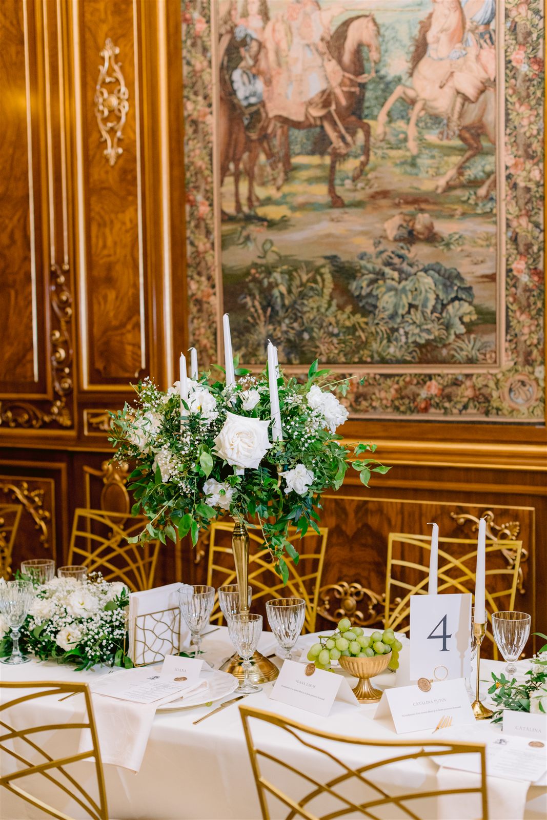 Masa invitatilor in Salonul Regent la nunta de la Palatul Noblesse