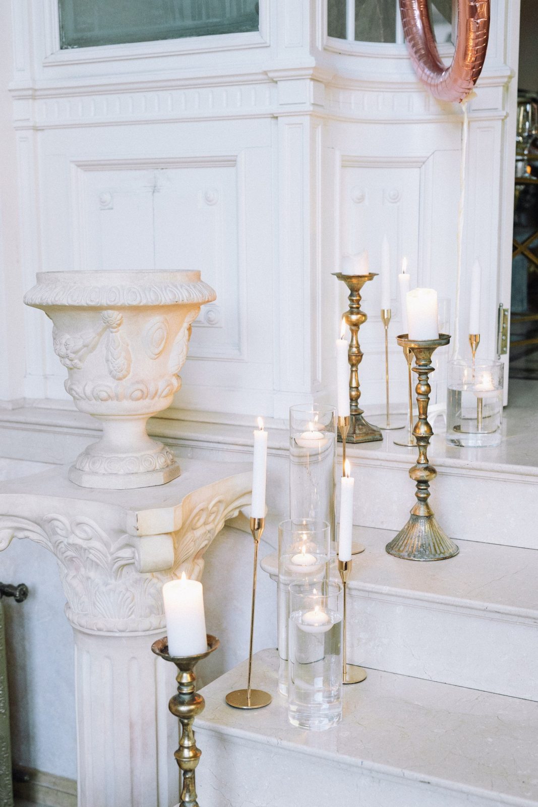 Intrare Palat Noblesse — balustradă fier forjat