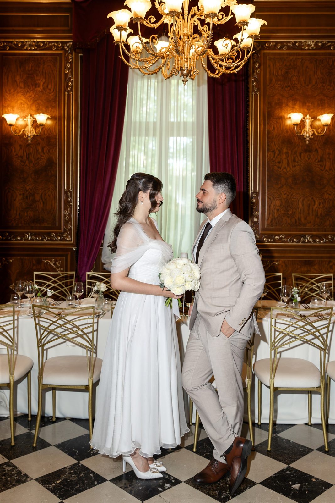Portret intim de cununie într-un salon cald — Palatul Noblesse