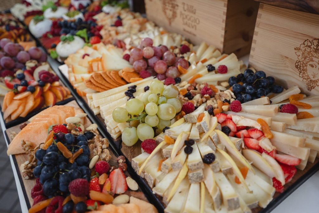 Meat &amp; Cheese Bar la Palatul Noblesse – experiență culinară flexibilă pentru evenimente active - Palatul Noblesse
