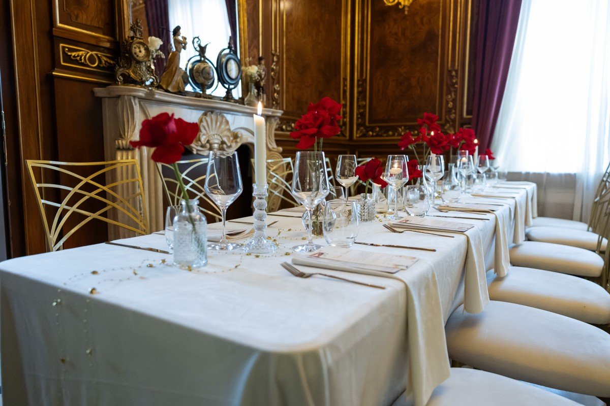 Tematică Classic Elegance pentru botez la Palatul Noblesse – rafinament atemporal și eleganță autentică - Palatul Noblesse