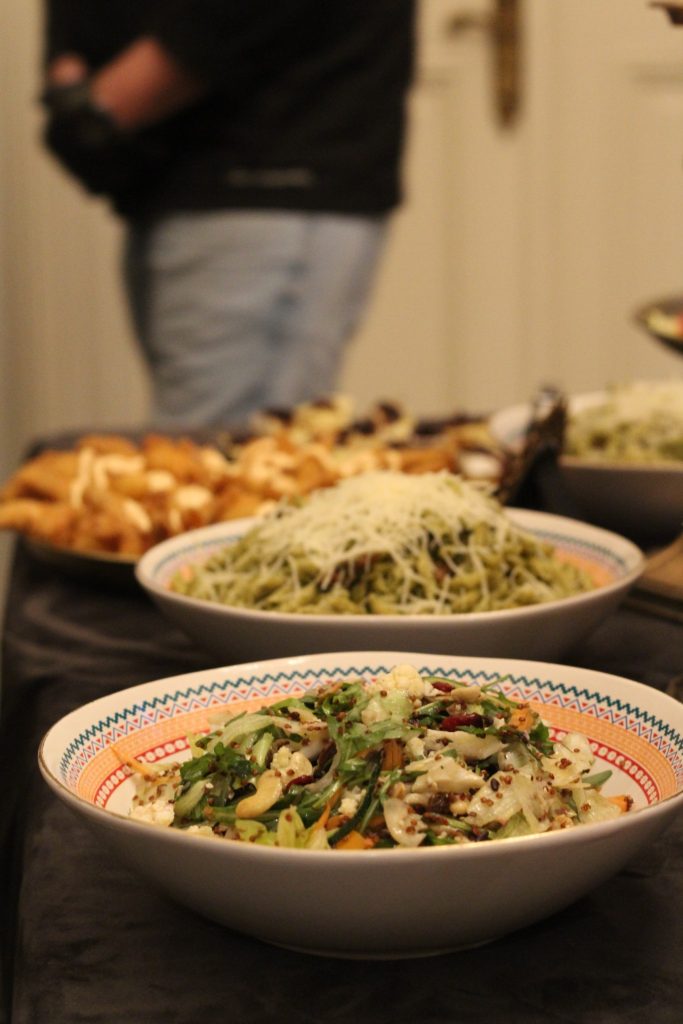Buffet la Palatul Noblesse 1881 – experiența culinară care aduce eleganță și varietate evenimentelor - Palatul Noblesse