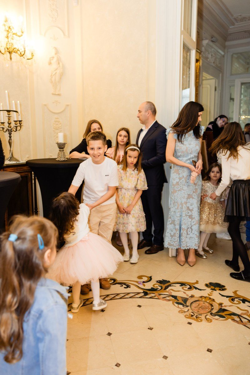 Cvartet live la Palatul Noblesse: Armonia invizibilă care definește eleganța unui eveniment - Palatul Noblesse
