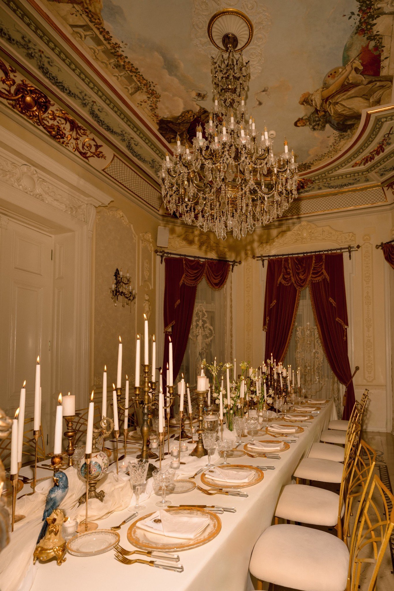 Ședința foto de maternitate la Palatul Noblesse – începutul unei povești spus în imagini - Palatul Noblesse
