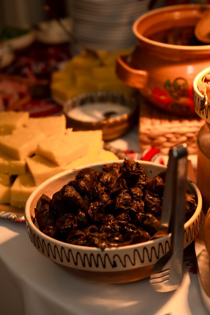 Bar de Sarmale la Palatul Noblesse – tradiție reinterpretată într-o experiență culinară memorabilă - Palatul Noblesse