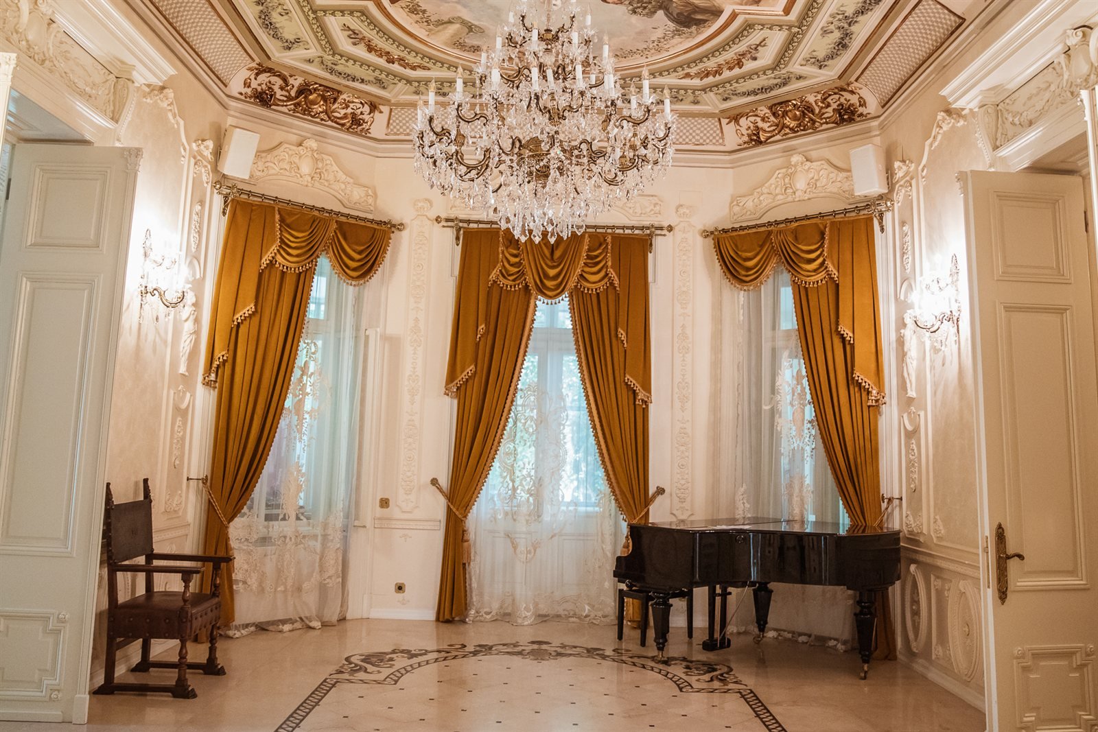 Salonul Baroque