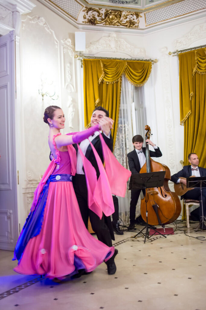 Serata interbelica Mon Amour, martie 2015 - Palatul Noblesse