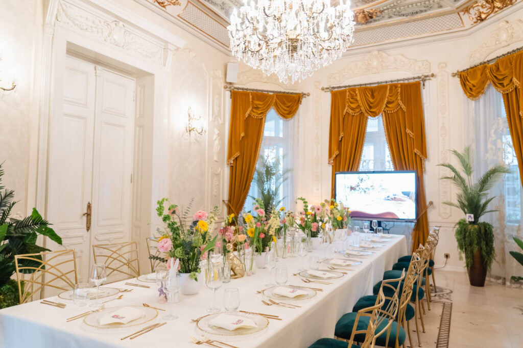 Art Lunch - The art of organizing exceptional events within the enchanting framework of Noblesse Palace - Palatul Noblesse