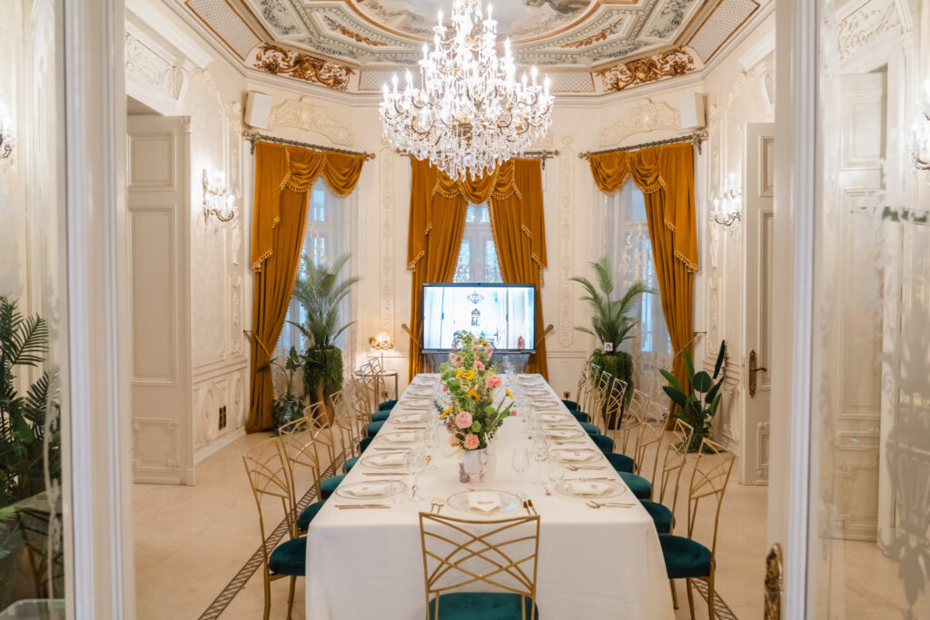 Art Lunch - The art of organizing exceptional events within the enchanting framework of Noblesse Palace - Palatul Noblesse