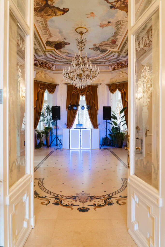 Corporate Parties at Noblesse Palace: Redefining the Concept of Successful Events - Palatul Noblesse