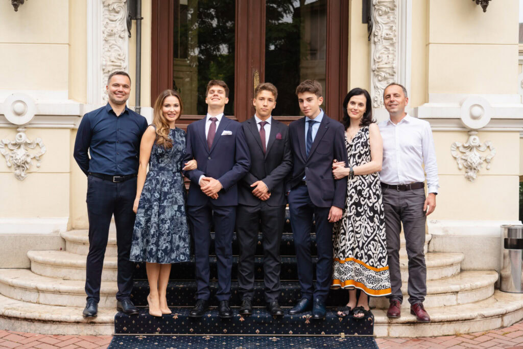 Cambridge School of Bucharest – Bal de absolvire clasa a VIII-a, mai 2024 - Palatul Noblesse