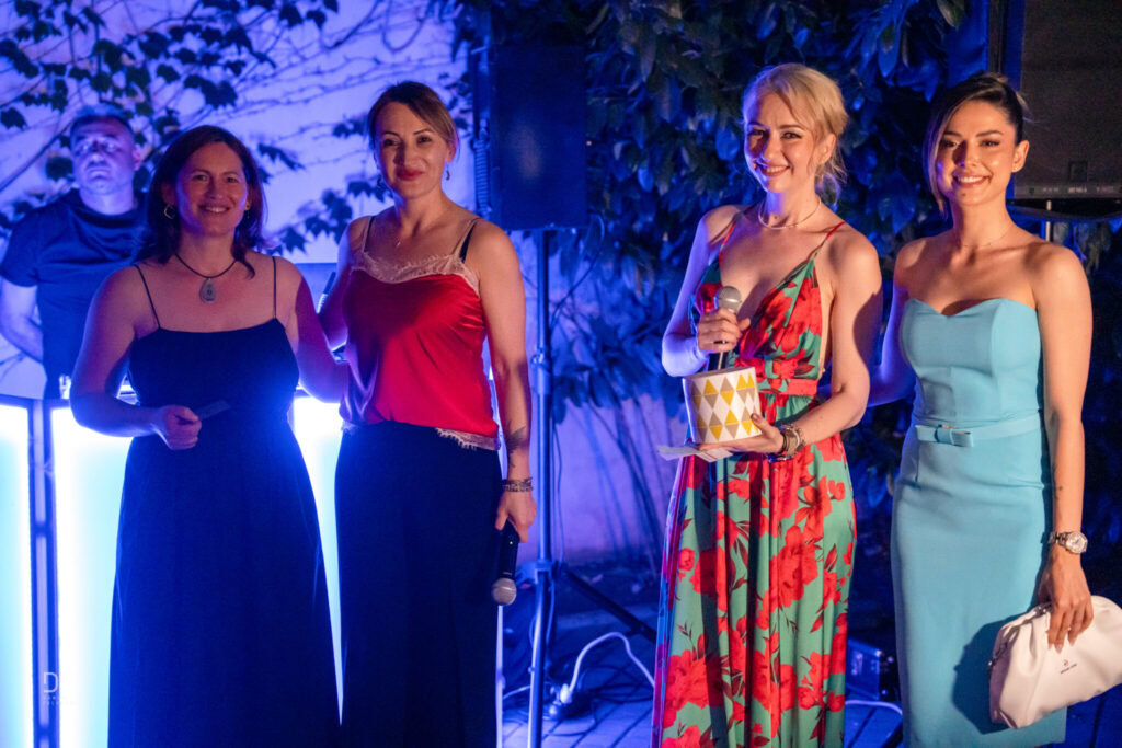 Garden Party eveniment de networking Summer Party Extravaganza organizat de Dynamic Business Connection în parteneriat cu Palatul Noblesse, iunie 2024 - Palatul Noblesse