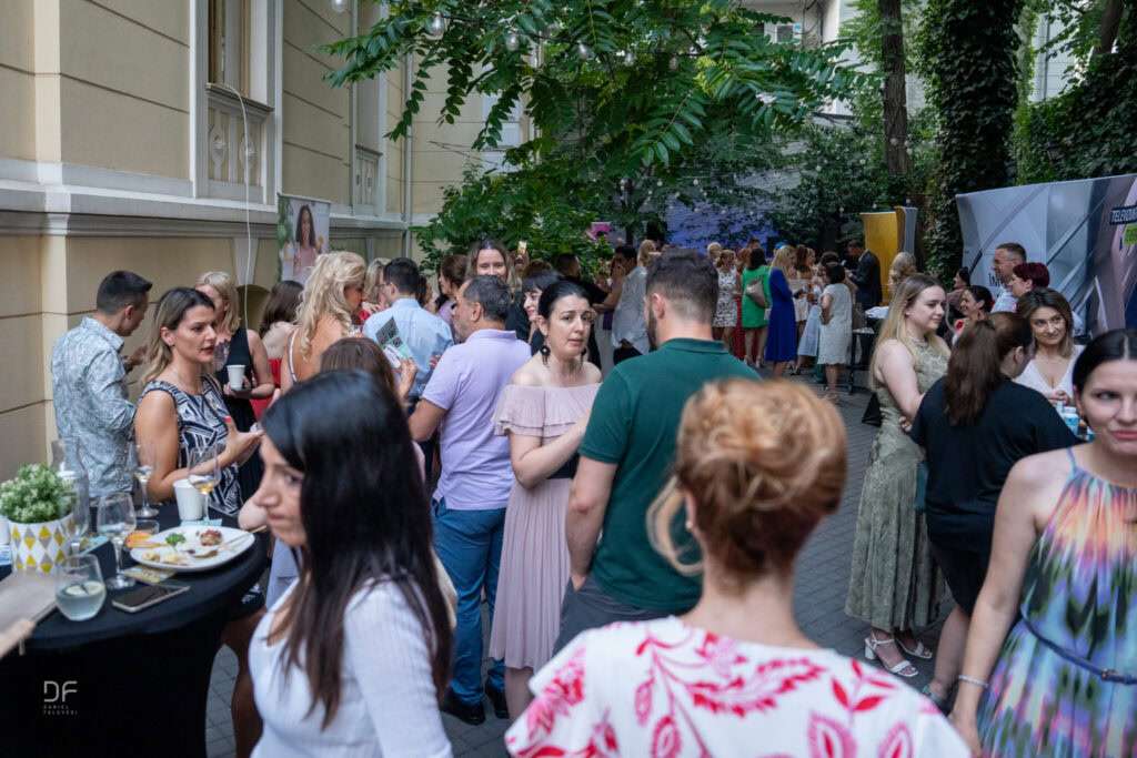 Garden Party eveniment de networking Summer Party Extravaganza organizat de Dynamic Business Connection în parteneriat cu Palatul Noblesse, iunie 2024 - Palatul Noblesse