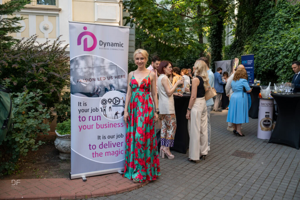 Garden Party eveniment de networking Summer Party Extravaganza organizat de Dynamic Business Connection în parteneriat cu Palatul Noblesse, iunie 2024 - Palatul Noblesse